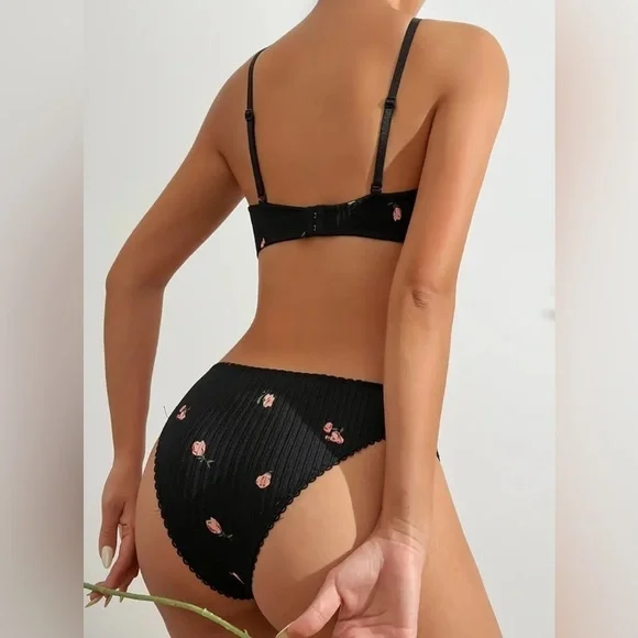 Floral Print Bra & Panties - Picture 2 of 10